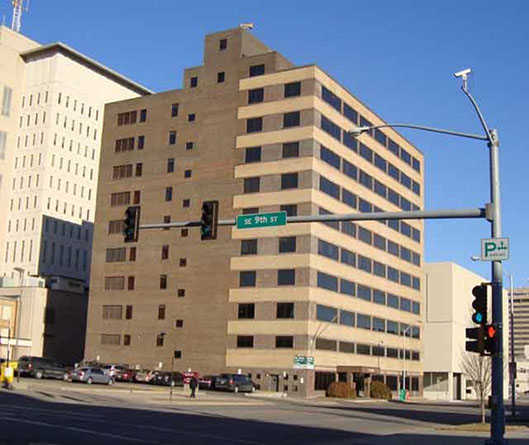 823 Quincy