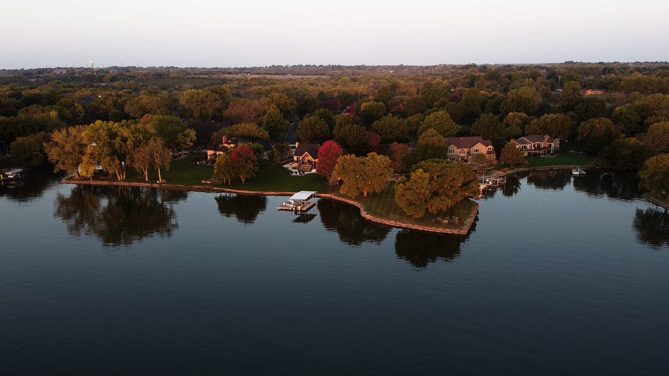 Homes on lake